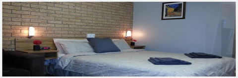 Three Ways Motel - Stayed 1