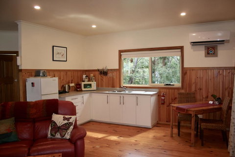 Tindoona Cottages - Stayed 2
