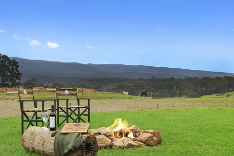 TINY HOME......BIG Views - Stays Accommodation 2