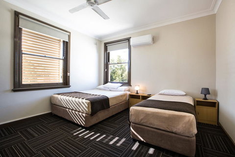 Toongabbie Hotel - Stayed 1