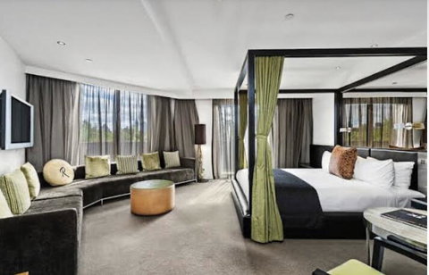 Top Private Service, Business Reception, Alternative Travel - Stayed 1