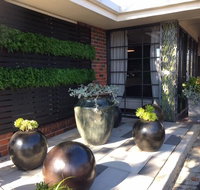 Town House Motor Inn