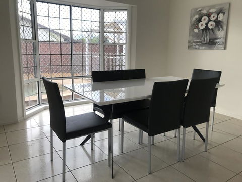 Townsville Wistaria Spacious Home - Stayed 2