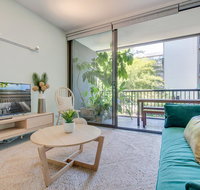 Tranquil contemporary hideaway in hippest area - Stayed