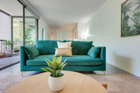 Tranquil Contemporary Hideaway In Hippest Area - Stayed 3