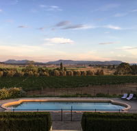 Tranquil Vale Vineyard - Stayed