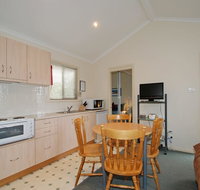 Triabunna Cabin  Caravan Park - Stayed