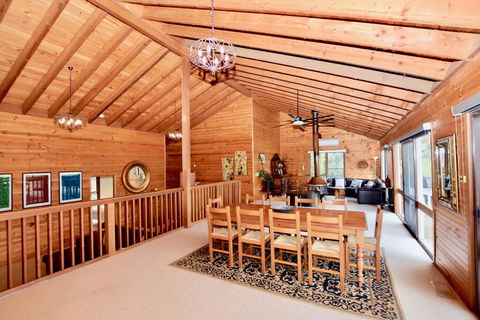 Treetops Retreat Katoomba - Stayed 2