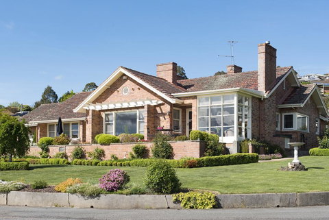 Trevallyn House B & B - Stayed 0