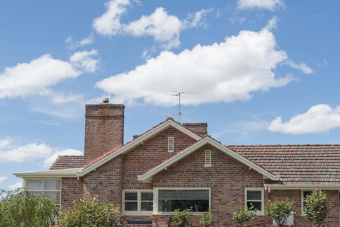 Trevallyn House B & B - Stayed 2