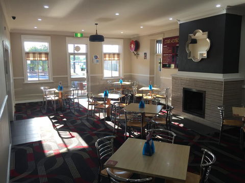 Tumut Star Hotel - Stays Accommodation 2