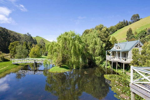 TWISTED WILLOW - Spa, Fireplace, Couples Retreat - Stayed 1