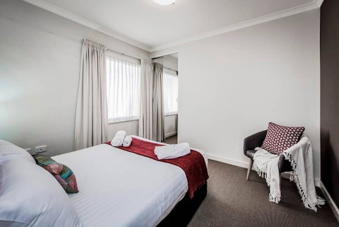 Two Bedder With Parking Close To Perth City Centre - Stayed 3