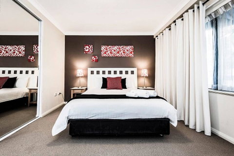 Two Bedroom Apt Next To Perth CBD With Parking. - Stayed 0