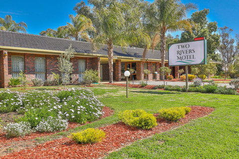 Two Rivers Motel - Stayed 0