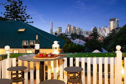 Ultimate Family Home - 3 Bedroom Lux Retreat With Private Pool, Spa And Incredible Views - Stayed 2