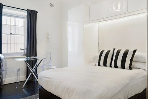 Unbeatably Located Art Deco Surry Hills Studio - Stayed 2