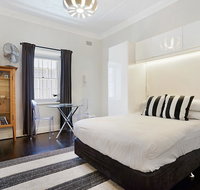 Unbeatably located Art Deco Surry Hills studio - Stayed