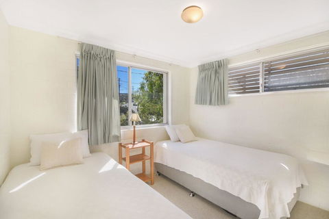 Unit 3 At 4 Pelican Street, Peregian Beach, Noosa Shire - Stayed 2