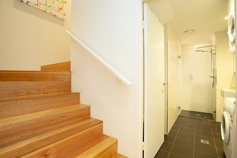 Urban Rest - Riley St - Stayed 1