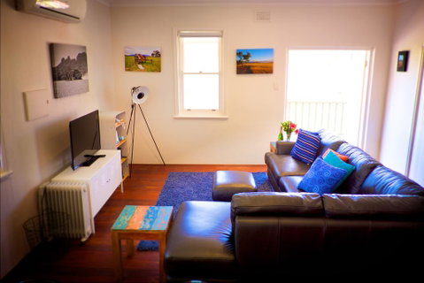 UrbanStyle Claremont Apartment - Stays Accommodation 2