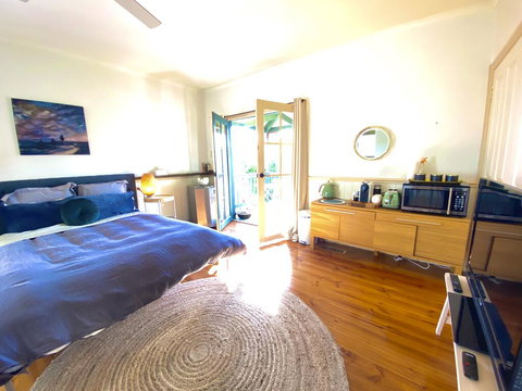 Valley Abode Large Studio Suite -private Ensuite - Stayed 2