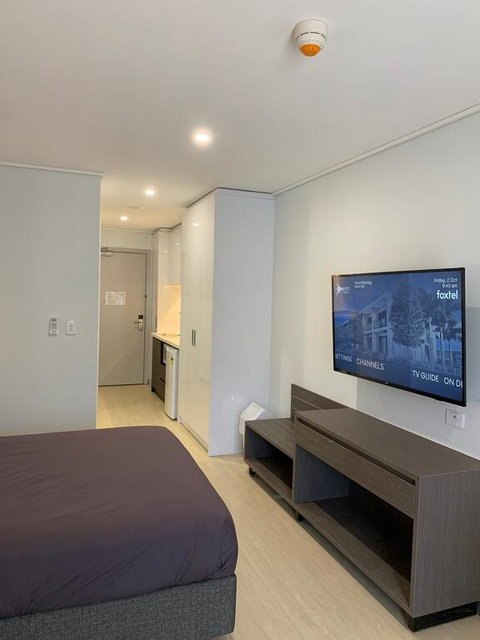 Velocity Motel & Bistro-TWA - Stays Accommodation 3