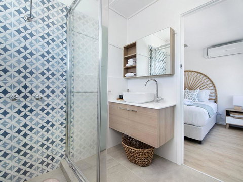 Ventura Beach Motel - 1 Bedroom - Stays Accommodation 3