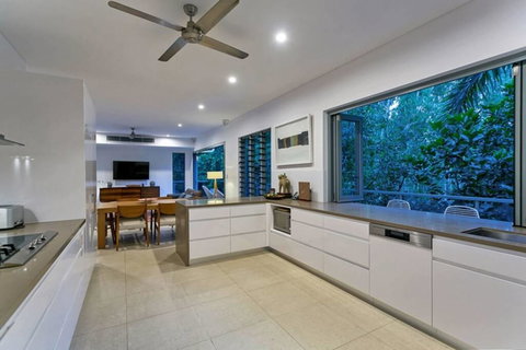 Veldree Palm Cove Rainforest Views,Privacy,Close To The Beach And Restaurants - Stayed 2