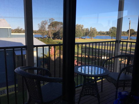 Villa By The Lake - Stayed 2