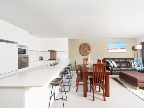 Villa Serene @ Fingal Bay - Stayed 2