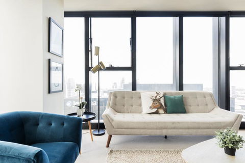 Wake To Eureka Tower Views From Prestigious Collins St - Stayed 0