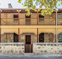 Warders Cottage Iconic Cottage in the Heart of Freo - Stays Accommodation