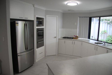 Warnbro Beach Family Accommodation - Stays Accommodation 1