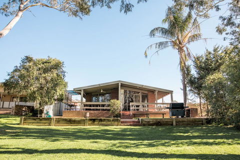 Water's Edge Bundalong - Stayed 1
