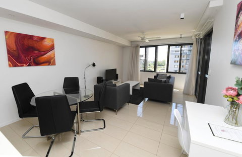 WATERFRONT DARWIN TROPICAL DELIGHT - Stayed 1