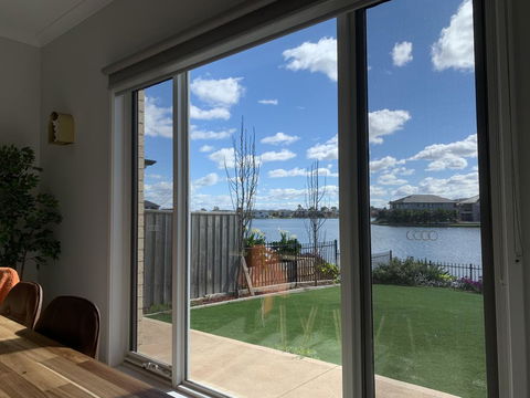 Waterfront Grand Villa For Big Group - Stayed 2