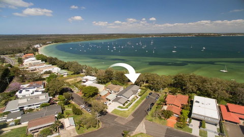 Waterfront Serenity - Luxury Home With Grand Views - Stayed 0