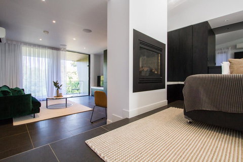 Hepburn Springs Escape - Stayed 6