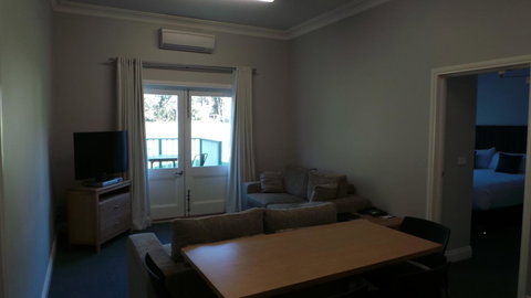 Oscar\'s On The Yarra - Stayed 21