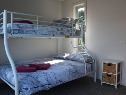 Central To Cowes - Stayed 7
