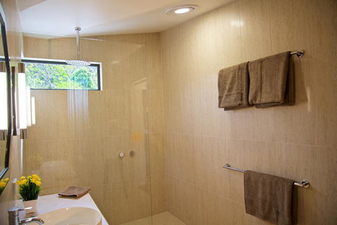 Gumnut Villa - Stays Accommodation 7