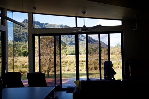 Gumnut Villa - Stays Accommodation 3