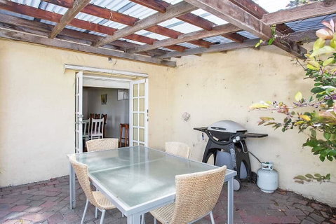 Plummers Mill - Central Townhouse - Stayed 6