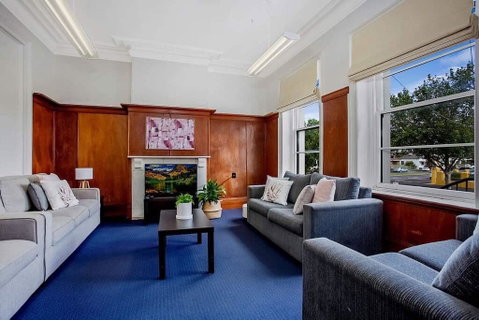 Plummers Mill - Central Townhouse - Stayed 1