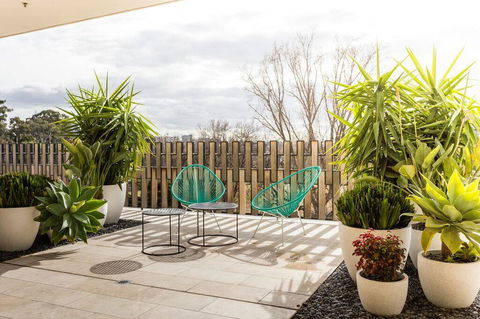 Complete Host 50 Claremont St Apartments - Stayed 29