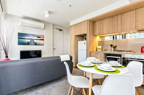 Complete Host 50 Claremont St Apartments - Stayed 25