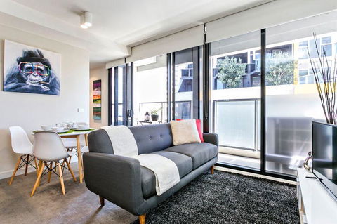 Complete Host 50 Claremont St Apartments - Stayed 17