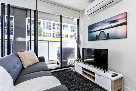 Complete Host 50 Claremont St Apartments - Stayed 30
