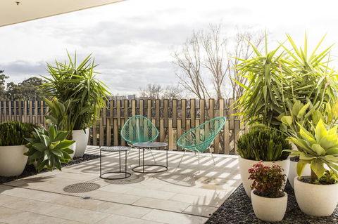 Complete Host 50 Claremont St Apartments - Stayed 3